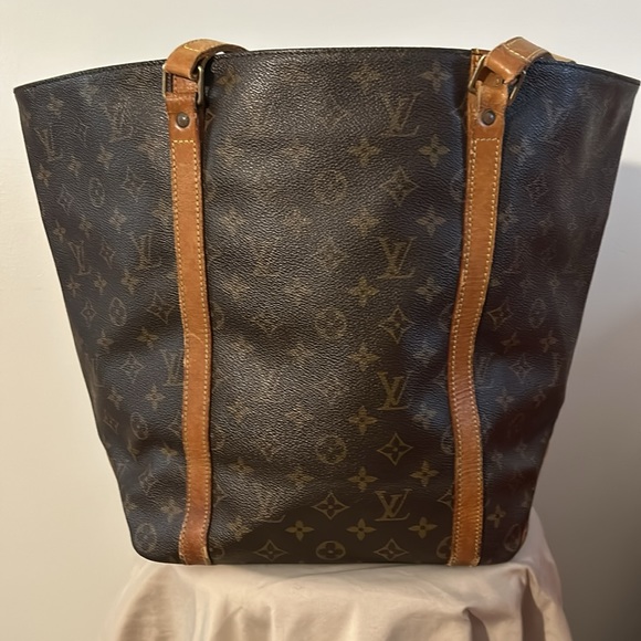 LV Babylon Canvas Tote 100% Authentic - Picture 3 of 16